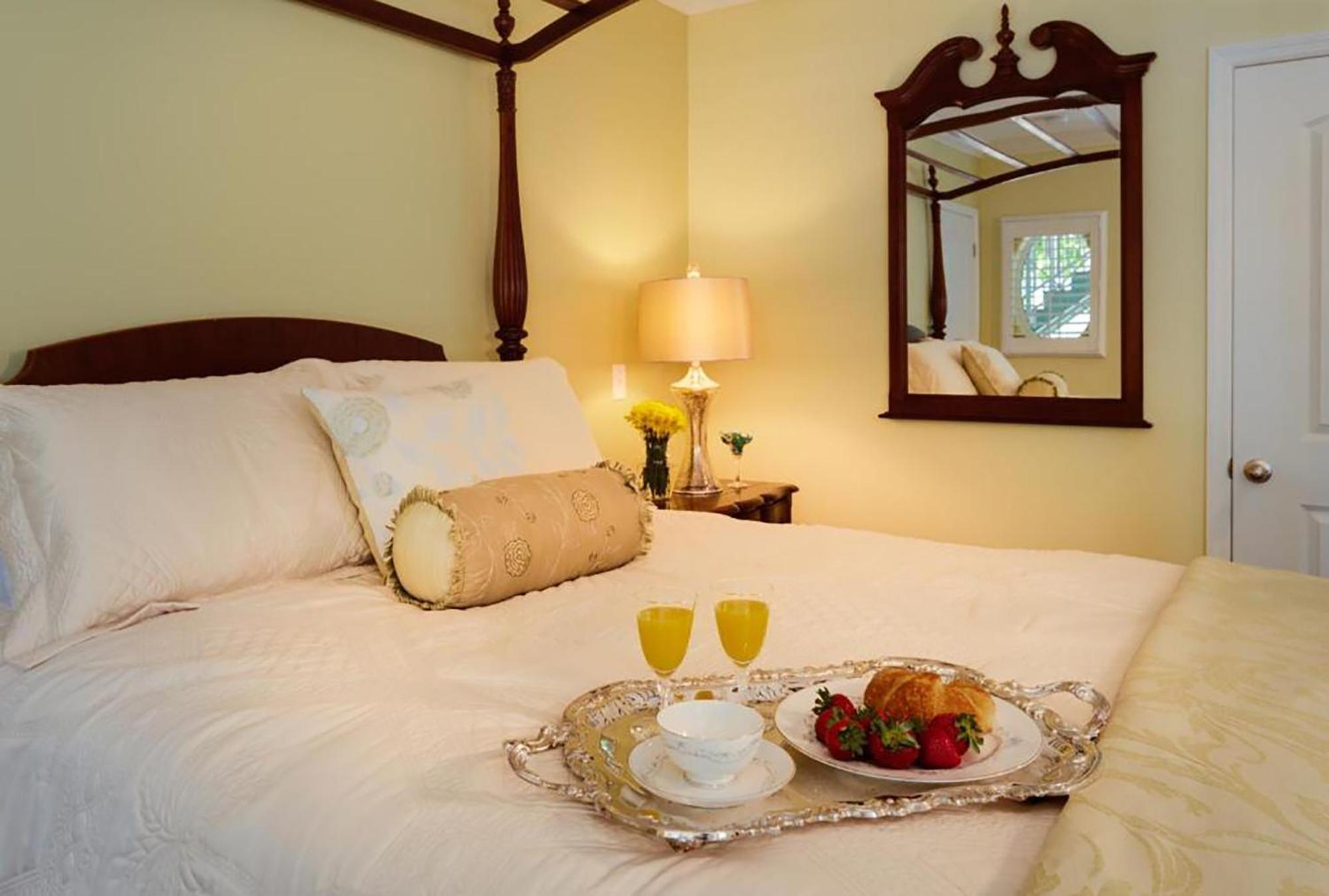 Seaglass Inn Bed And Breakfast Melbourne Beach Quarto foto